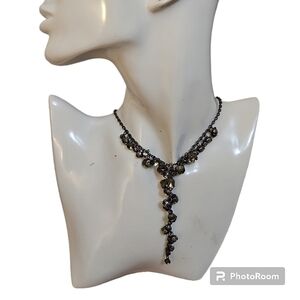 KENNETH COLE Crystal Rhinestone Lavalier Pendant Chain Necklace
